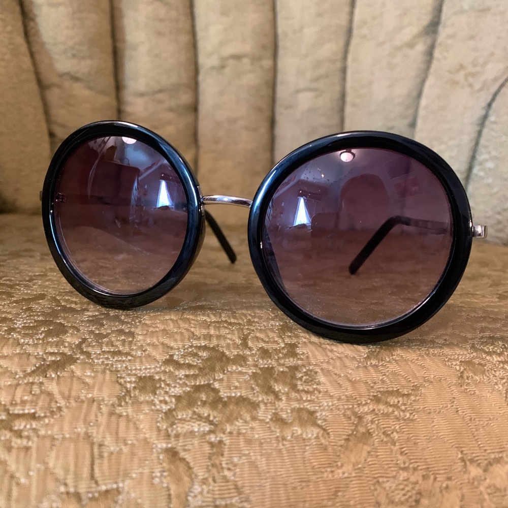 Bug eye sunglasses